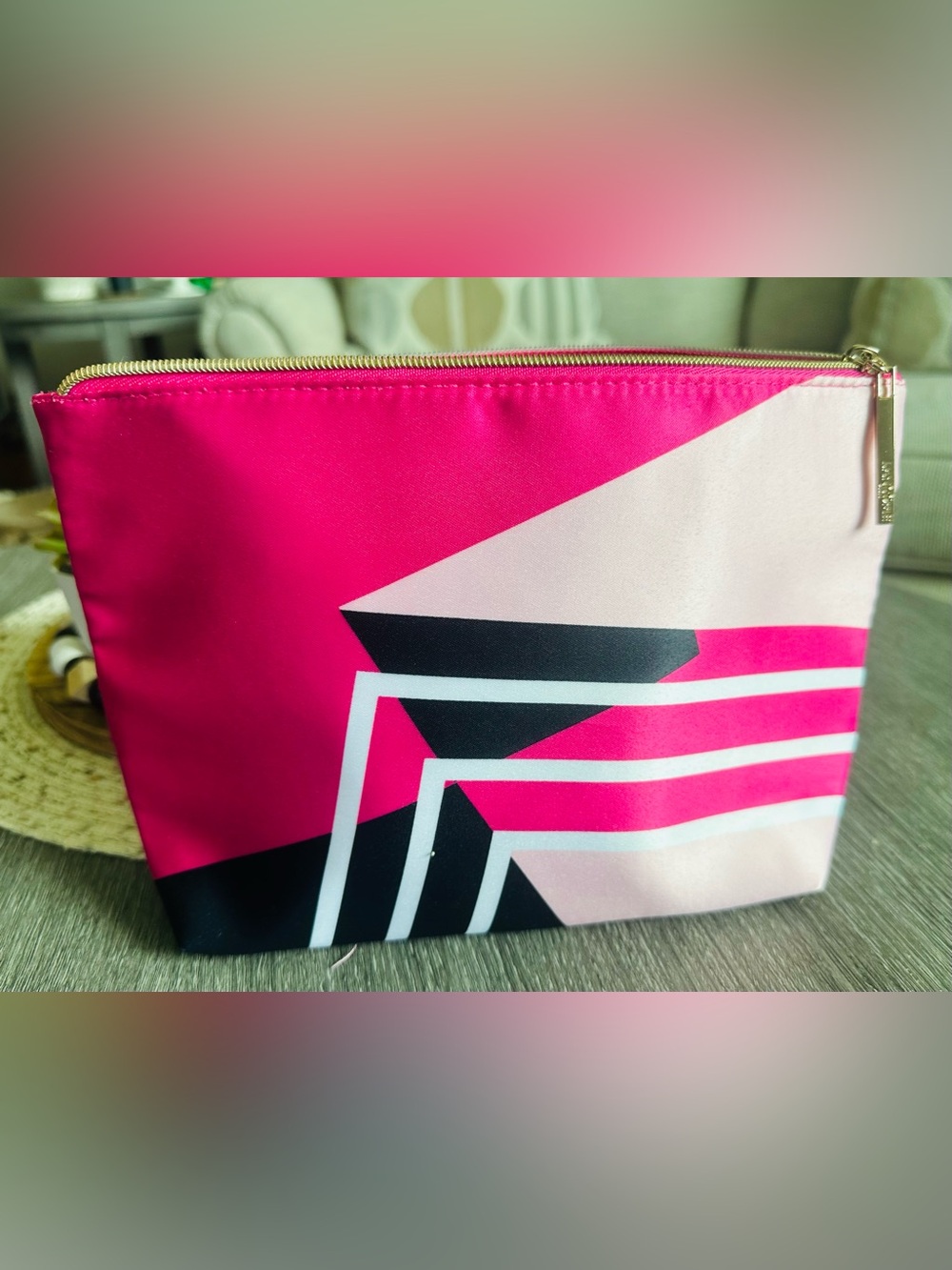 Lancôme Geometric Pink Cosmetic Pouch with Gold Zip Neew